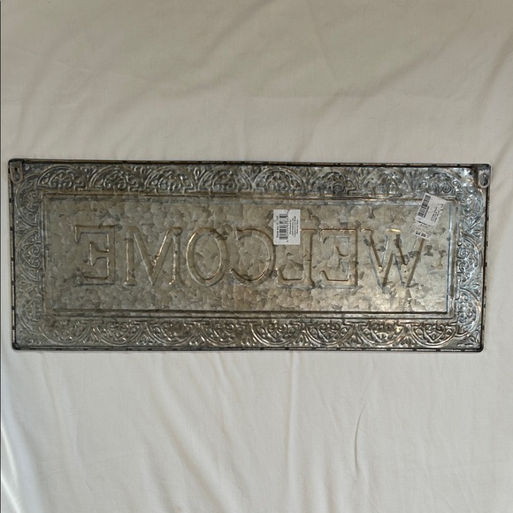 Rustic Silver Welcome Sign - Picture 2 of 4